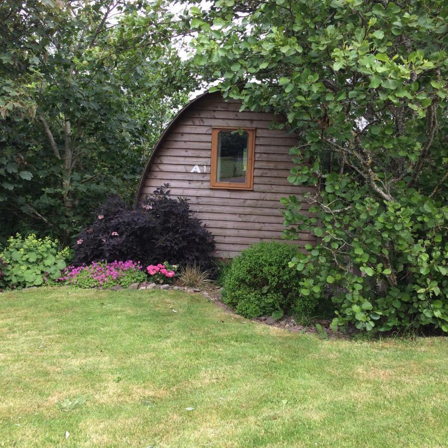 Bower Pods Hotel Bowermadden Bagian luar foto